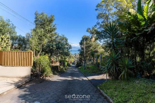 House with BBQ 550m from the Beach GSS0488