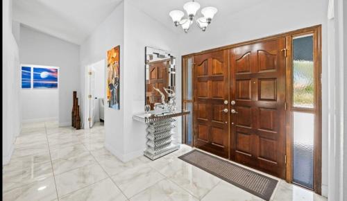 House with heated pool