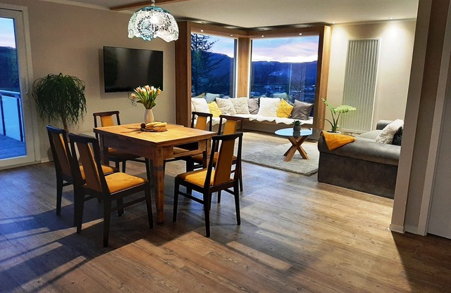 House with large, fenced plot and fantastic view of the Werra valley