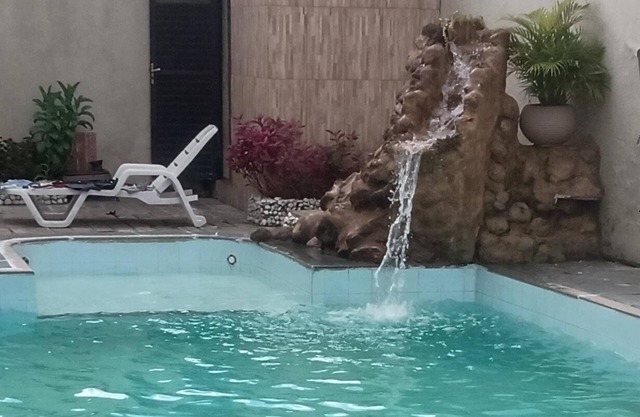 House with pool COP 30