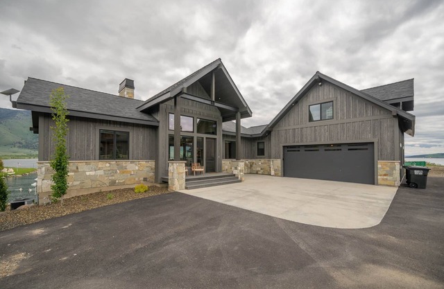 Hudson's Hideaway WATERFRONT Cabin 5B 5.5BA