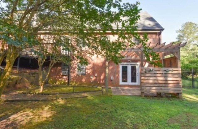 Huge Yard & Mins to UGA - The Glory Glory Doghouse