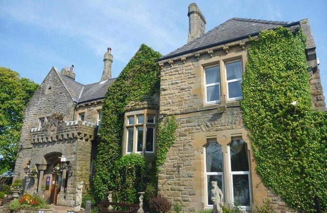 Hunday Manor Country House Hotel