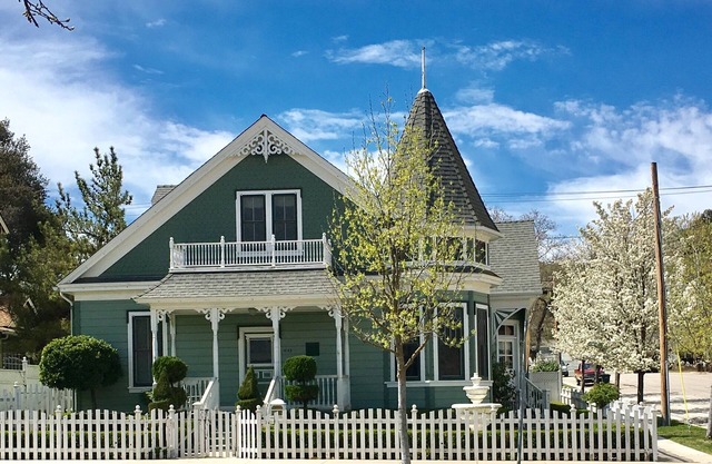 Huston's Attic-Renewed Downtown Charm at an Amazing Location-13th & Vine!