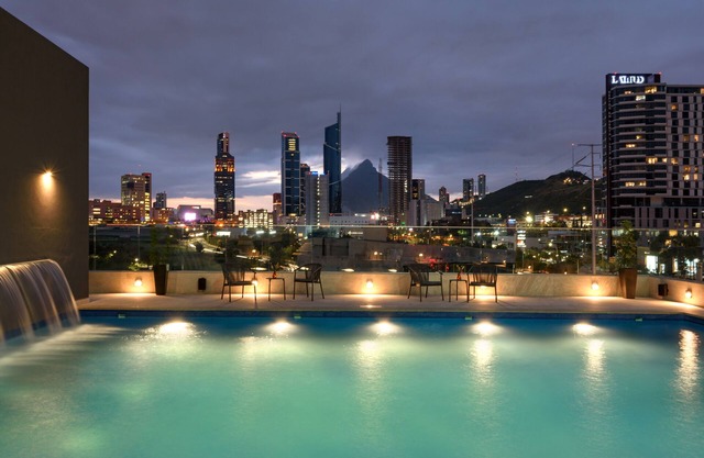 Hyatt Place Monterrey Valle
