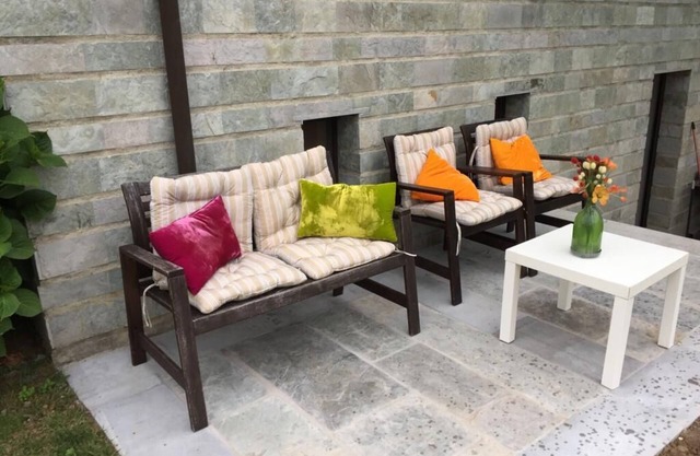 Independent apartment with private garden and barbecue