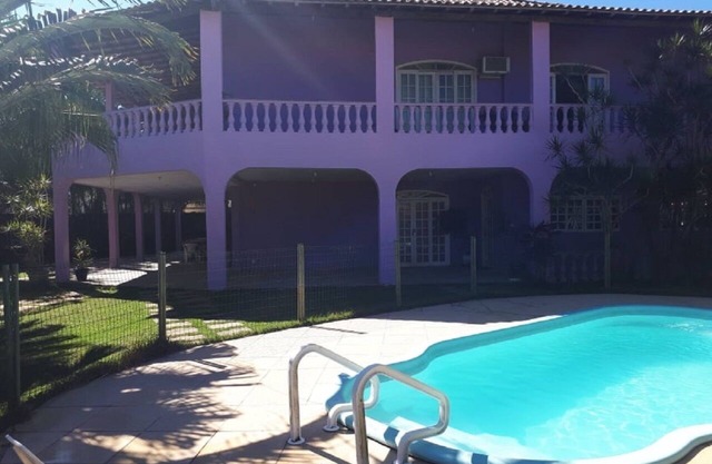 I rent double suite w/pool in condominium with security (with rights)