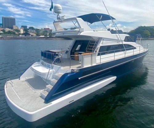 Iate de Luxo 20 pessoas com 5 horas de passeio