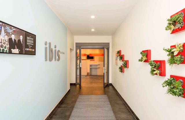 ibis Esch Belval
