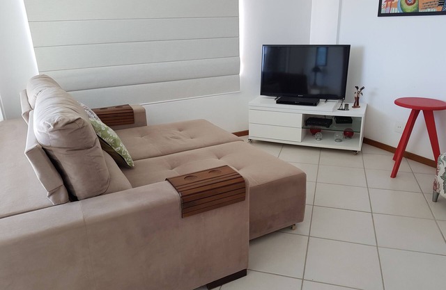 IDEAL FOR 4 ADULTS - no pets or children allowed