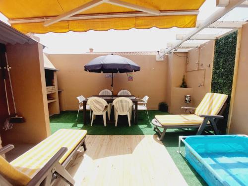 Ideal for Families-Children's Play Area, Terrace, BBQ, WiFi