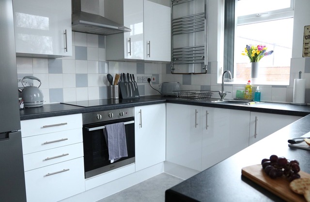 Ideal Home away in Bury and Whitefield