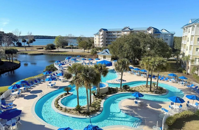 Ideal Location for Scenic Strolls and Peaceful Relaxation by the Water | 3 Units