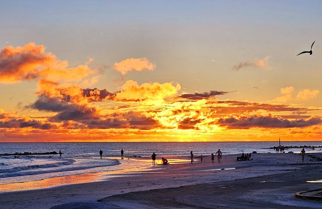 IDEAL LOCATION! Fabulous waterfront view! Beautiful 2 bed/2bath condo.