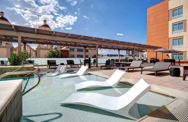 Ideal Mix of Comfort and Value! 3 Convenient Units, Pets Allowed, Onsite Parking