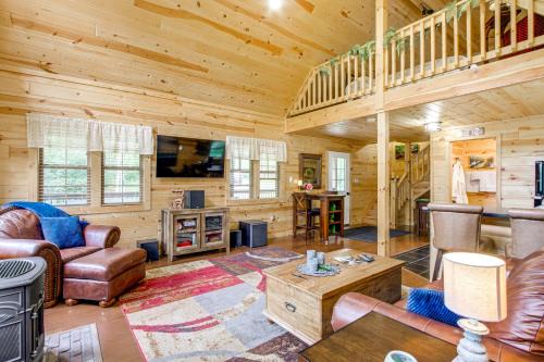 Idyllic Cabin in the Heart of Hocking Hills