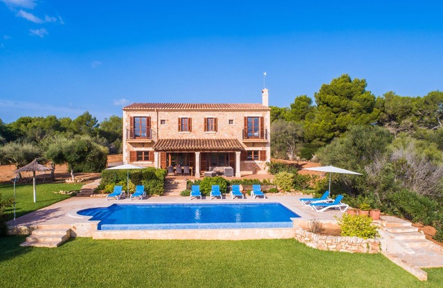 Idyllic, coastal finca with infinity pool and beautiful landscape views