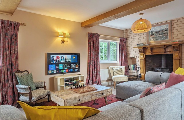 Idyllic Country Cottage nr York