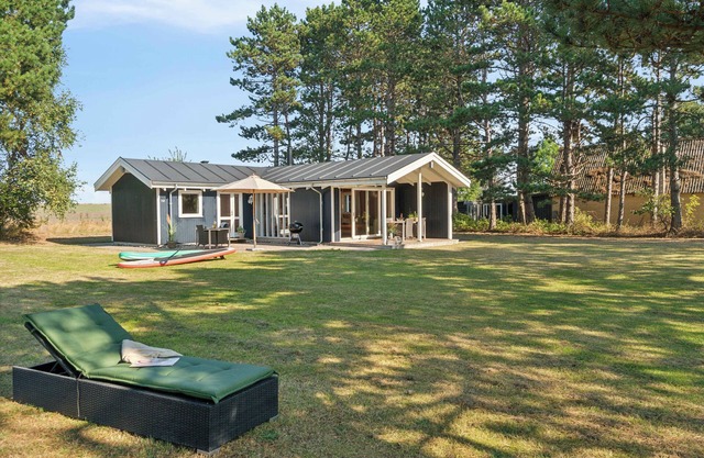 Idyllic family summer house 75 meters from coast