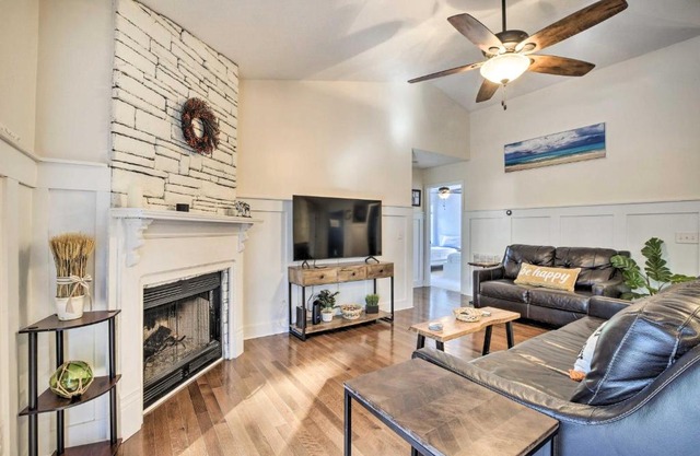 Idyllic Pinehurst Home, Near Golf Course!