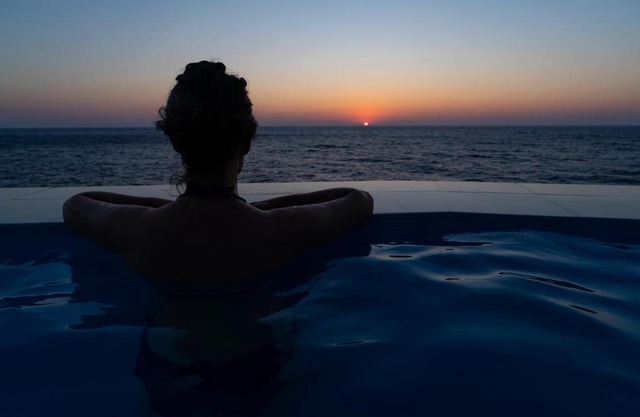 Ikarian Endless Blue