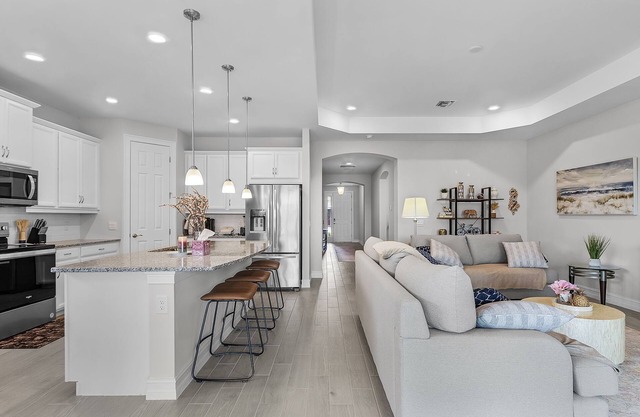 Immaculate 3-bedroom house in serene Cape Coral