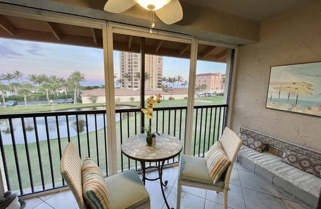 IMMACULATE - OCEAN VIEW & OVERLOOKING GOLF COURSE n