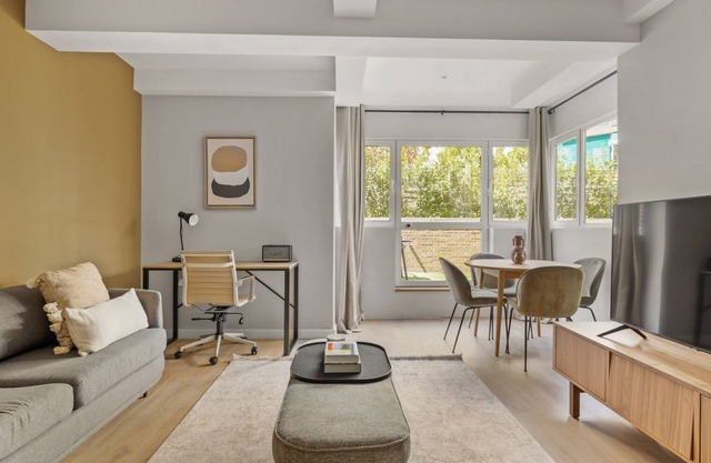 Immpecable Chamartín 2BR w/terrace, by Blueground