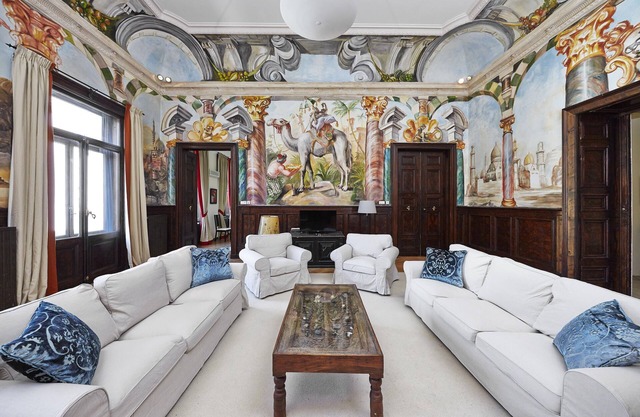 Imperial Condo in Vienna