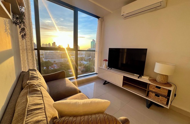 In Downtown Panama Apartment God Housing