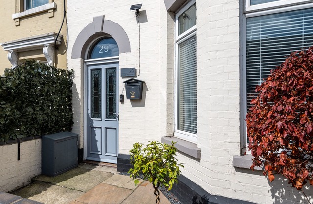 In the centre of Great Yarmouth with the beach and arcades a 3 minute walk away