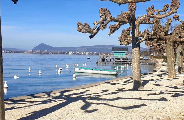 In the heart of the village of Menthon St Bernard, overlooking the lake and mountains