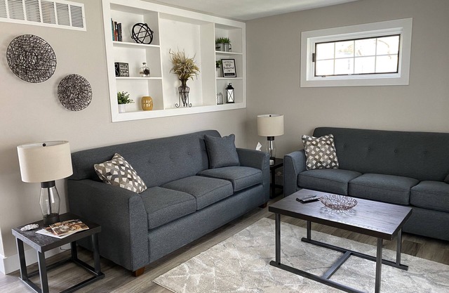 In the Heart of Three Oaks - Steps to Downtown