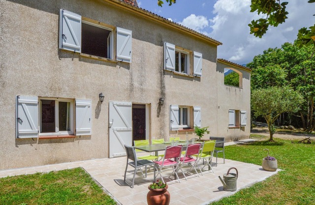 In this vacation apartment with a beautiful view of the countryside, the vacation becomes a pleasure