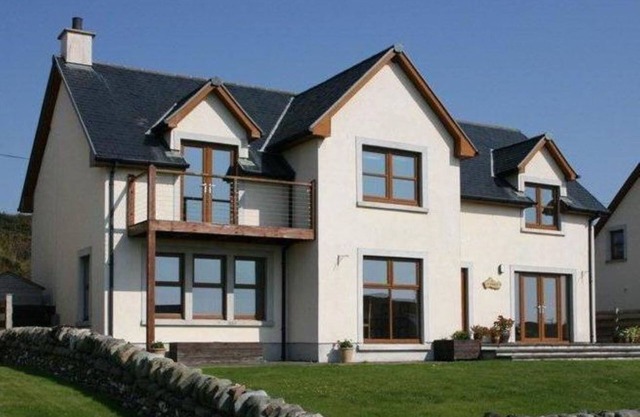 Inchlonaig House - sleeps 10 guests in 5 bedrooms