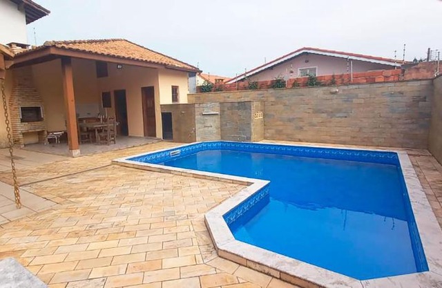 Incrivel casa a 280 m do mar em Peruibe SP