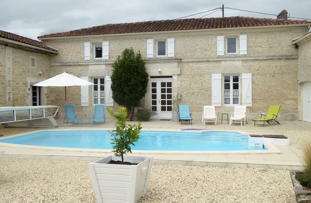Independent house between Angoulême and Cognac