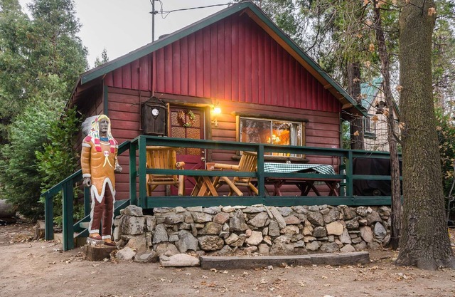 Indian Outpost - Native America Themed | Close to the Pool | Horseshoes