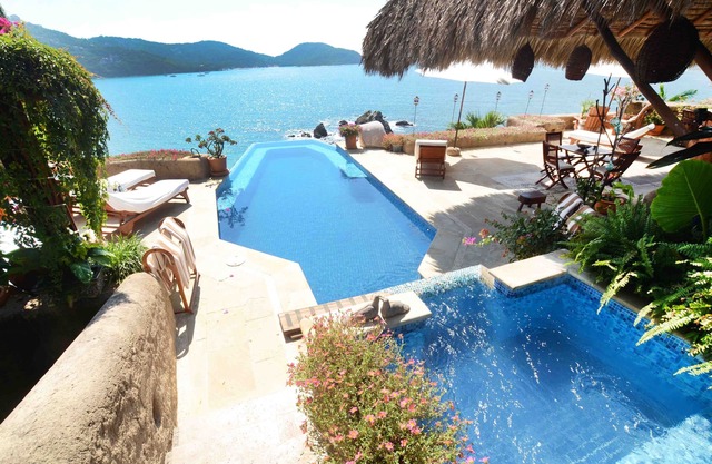 Indulge in Exquisite Vibe BF Villa, Pro Staff is ready to Pamper you