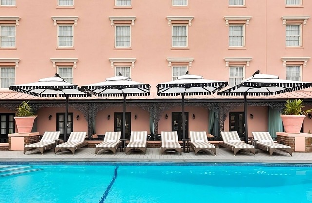 Indulge in Home-Like Comfort! Outdoor Swimming Pool, Pet-friendly Property!