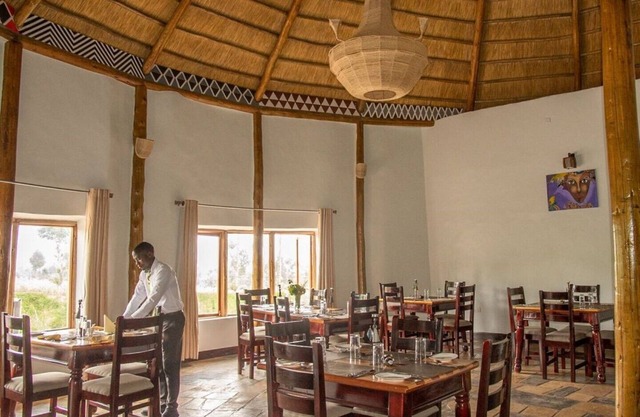 Ingagi Park View Lodge UNIT 2