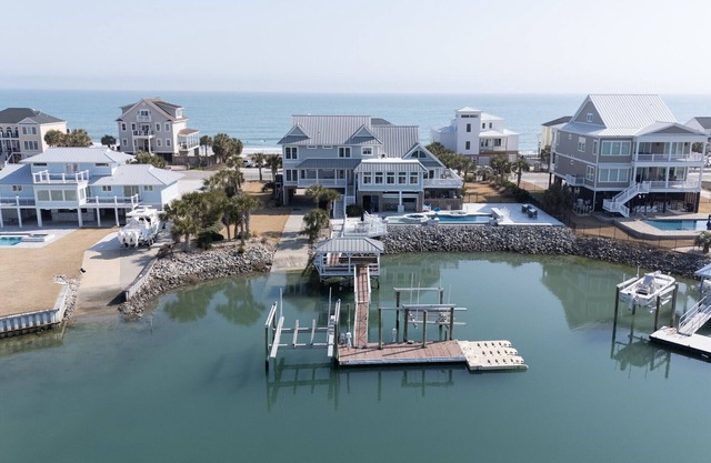 Inlet Front 5 BR Pet Friendly Beach House with Private Pool and Hot Tub! Lunasea