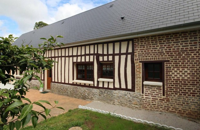 Inn Criquetot-l'Esneval, 4 bedrooms, 8 people