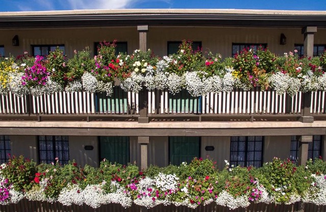 Inn of the Governors