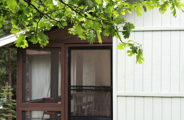 INSIDE YOSEMITE! 10 Minutes From Yosemite Valley. Summer and fall openings!