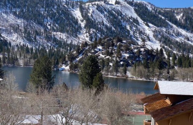 Interlaken #19 - 3 Bedroom 3 Bathroom Unit