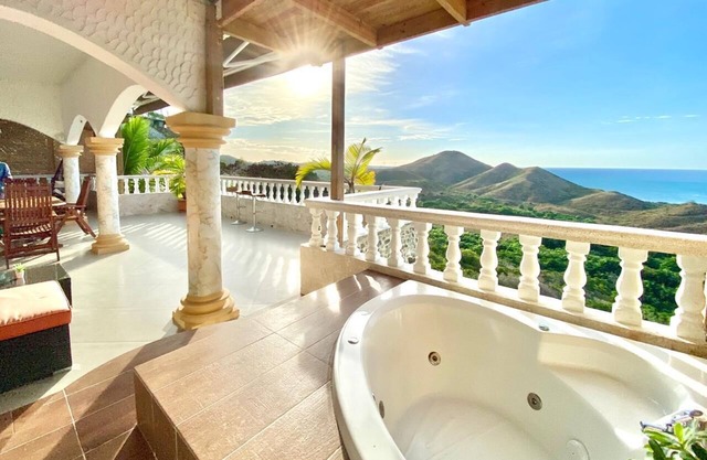 Inviting 2-Bed Apartment in Cofresi