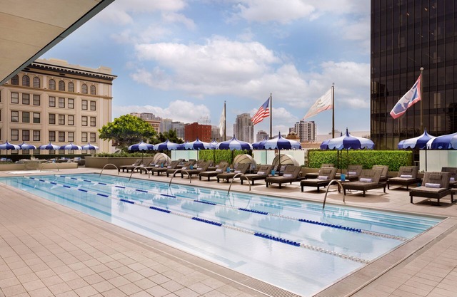 Inviting Room Right in the Vibrant Downtown Life | 2 Family Ready Rooms