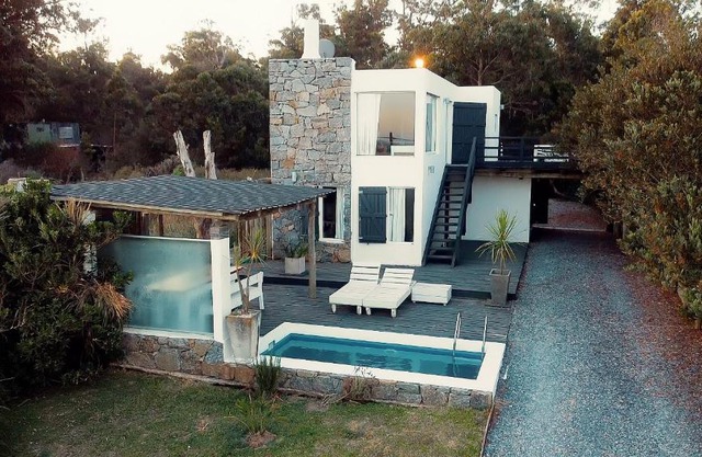 Ipazia un jardín con vista al Océano