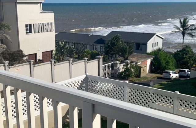 Irina House&Whale Dolphins Deck-500m from main beach